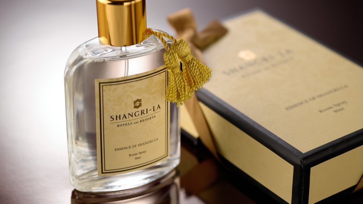 Shangri La Essence Room Spray (80ml)